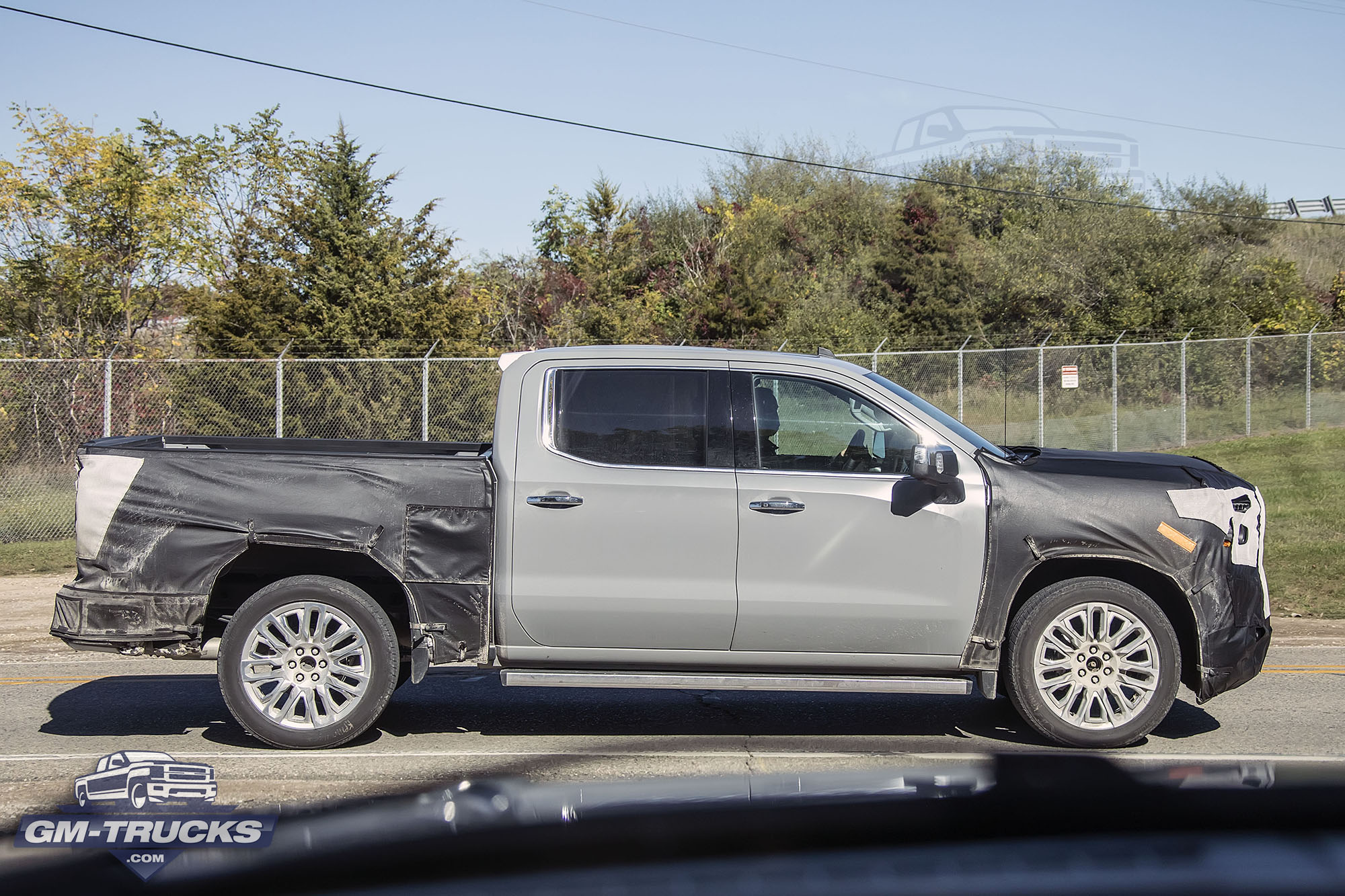 [Spy Shots] New Interior For 2022 GMC Sierra Denali - First Glimpse