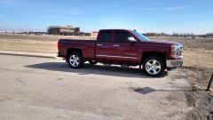 First picture of leveling kit and new side steps