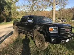 Insane Terrain Off-Road Park (Stock Tires, 2.5" Leveling Kit, Removed Steps and Wind Dam)