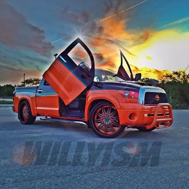 2007 Miami Dolphin Toyota Tundra - Featured Truck