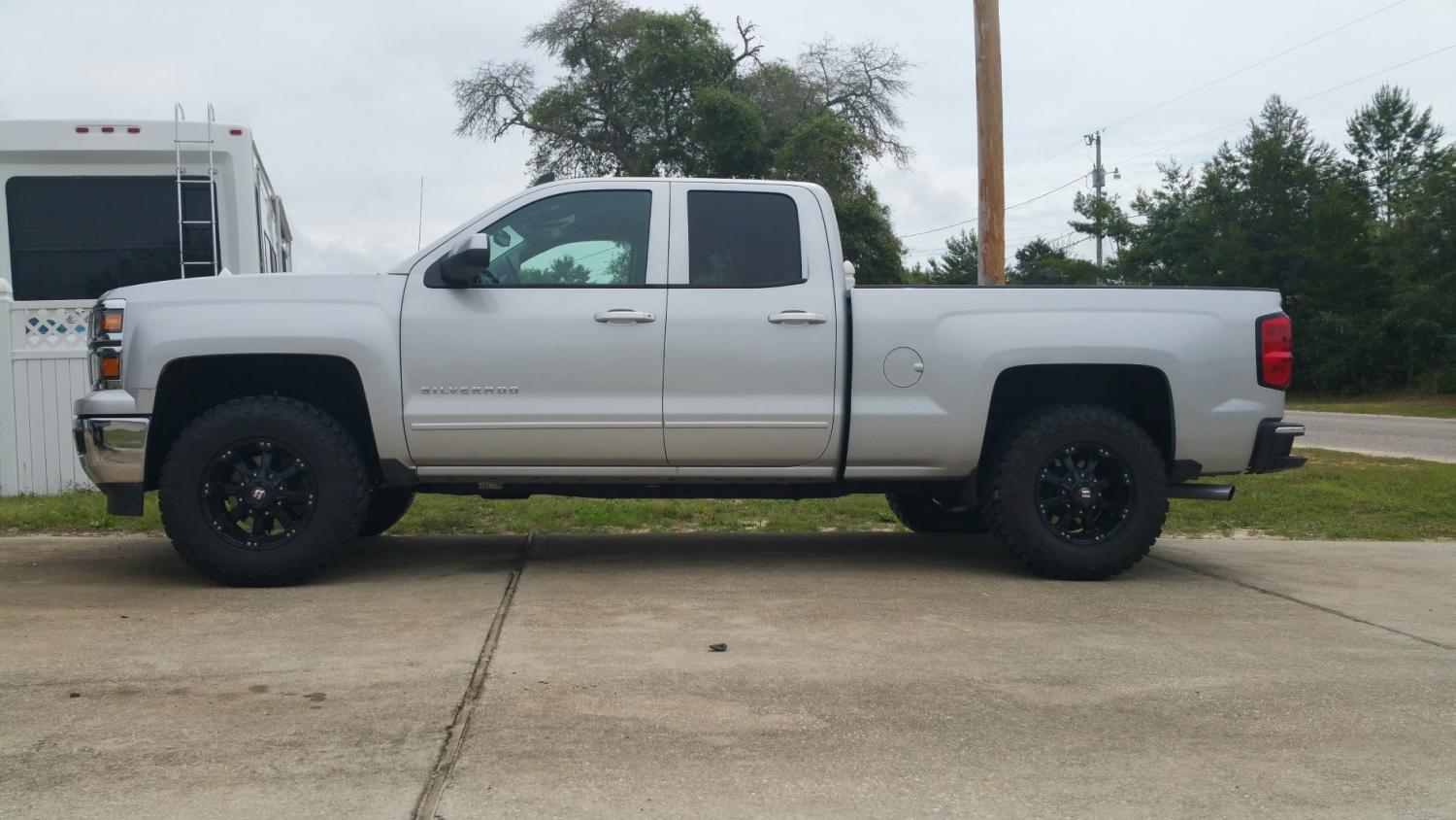 285 70r17 Tires 14 18 Silverado Sierra Mods Gm Trucks Com