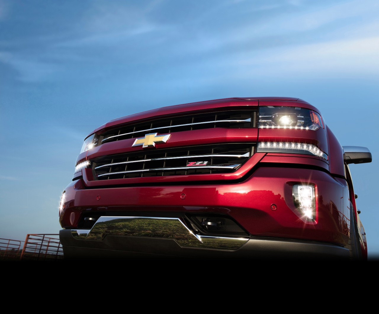 More information about "2016 Chevrolet Silverado makes public debut - full details released"