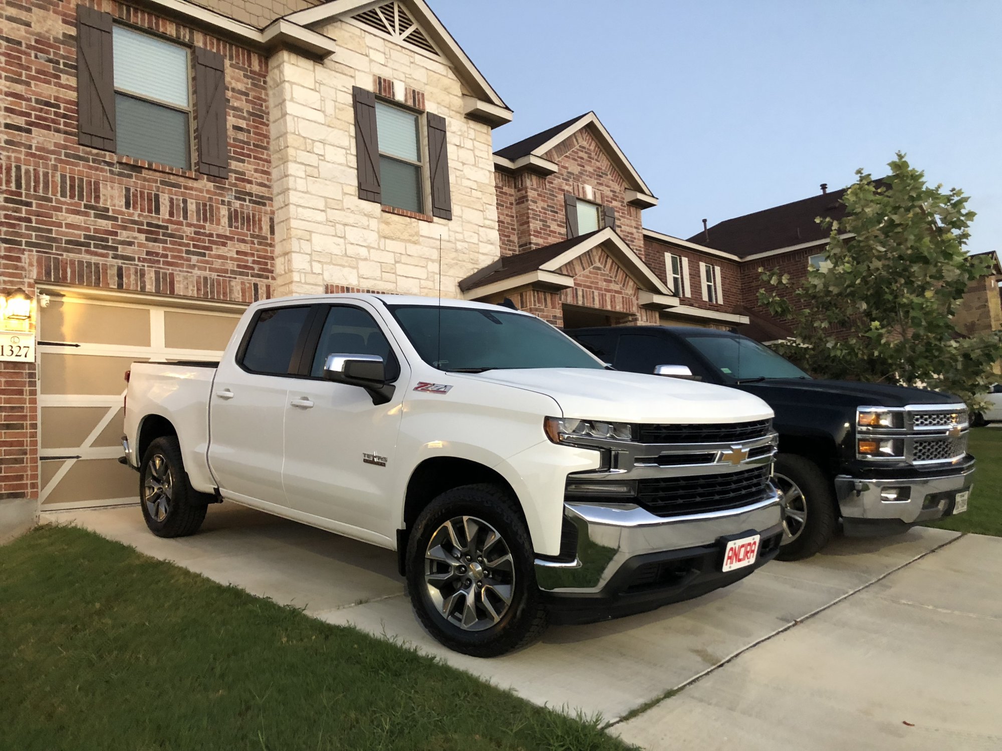 2020 chevy silverado power steps