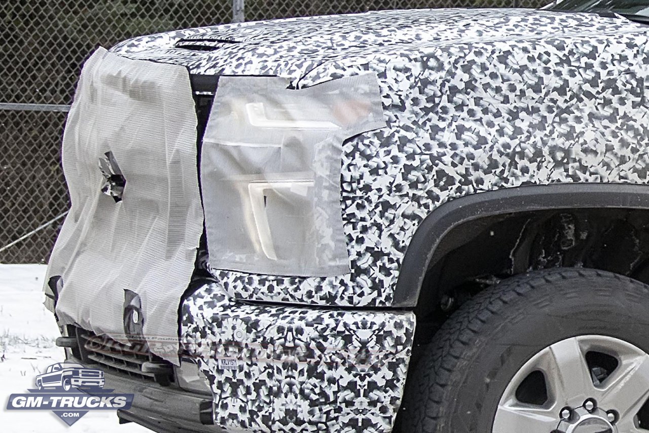 2020 Silverado HD Photographed With Almost No Camo