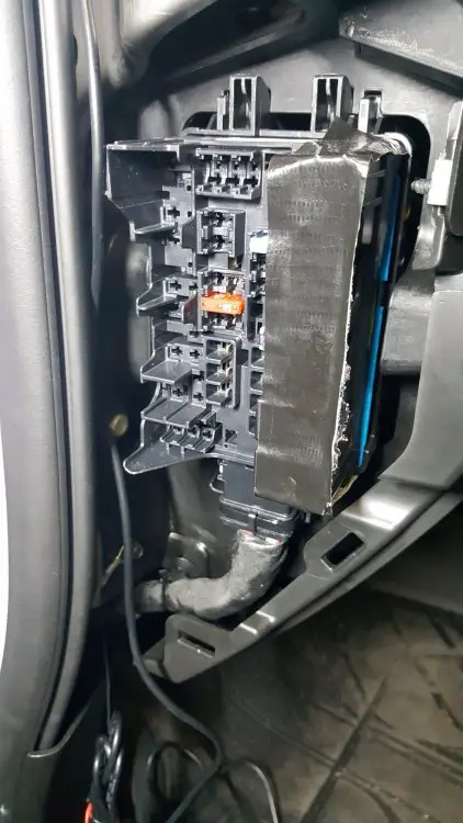 Fuse Box Location On Chevy Silverado