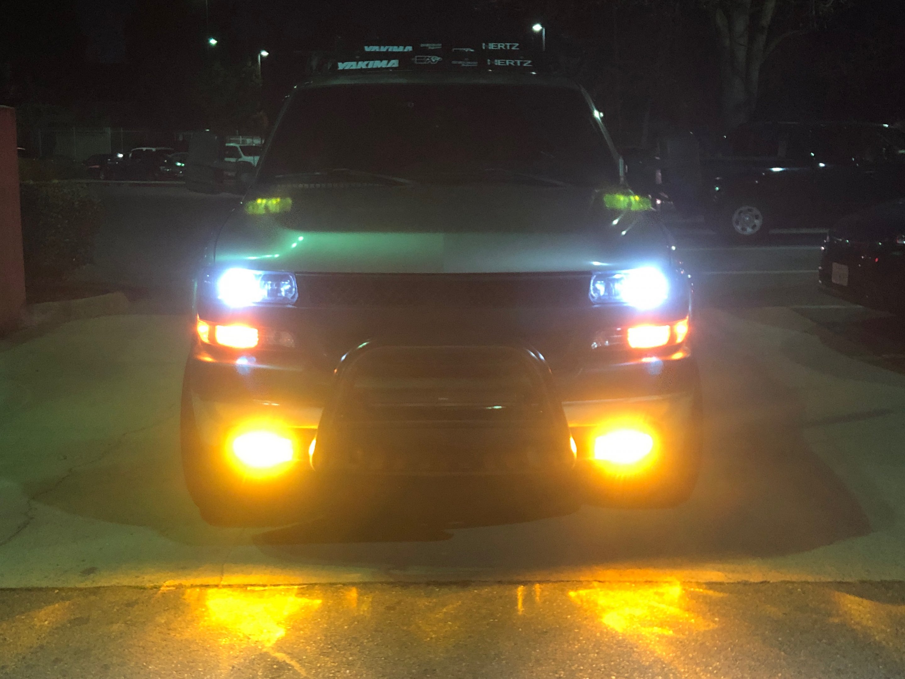 HIDs in Projectors and HIDs in yellow tint housing - Fullsize HD Trucks ...