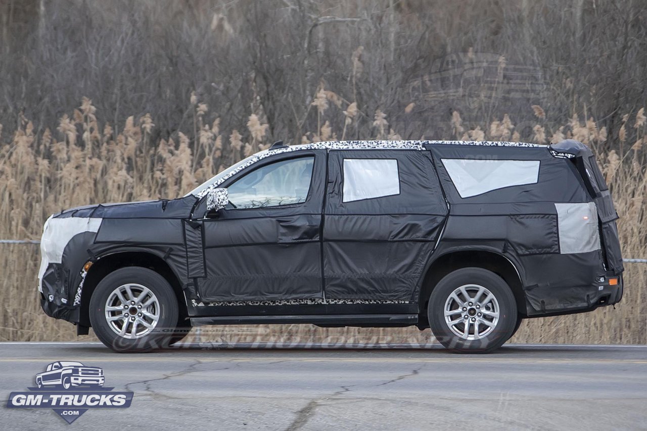 2020 Suburban, Tahoe, & Yukon Pre-Production Mules Caught Using Production Lighting