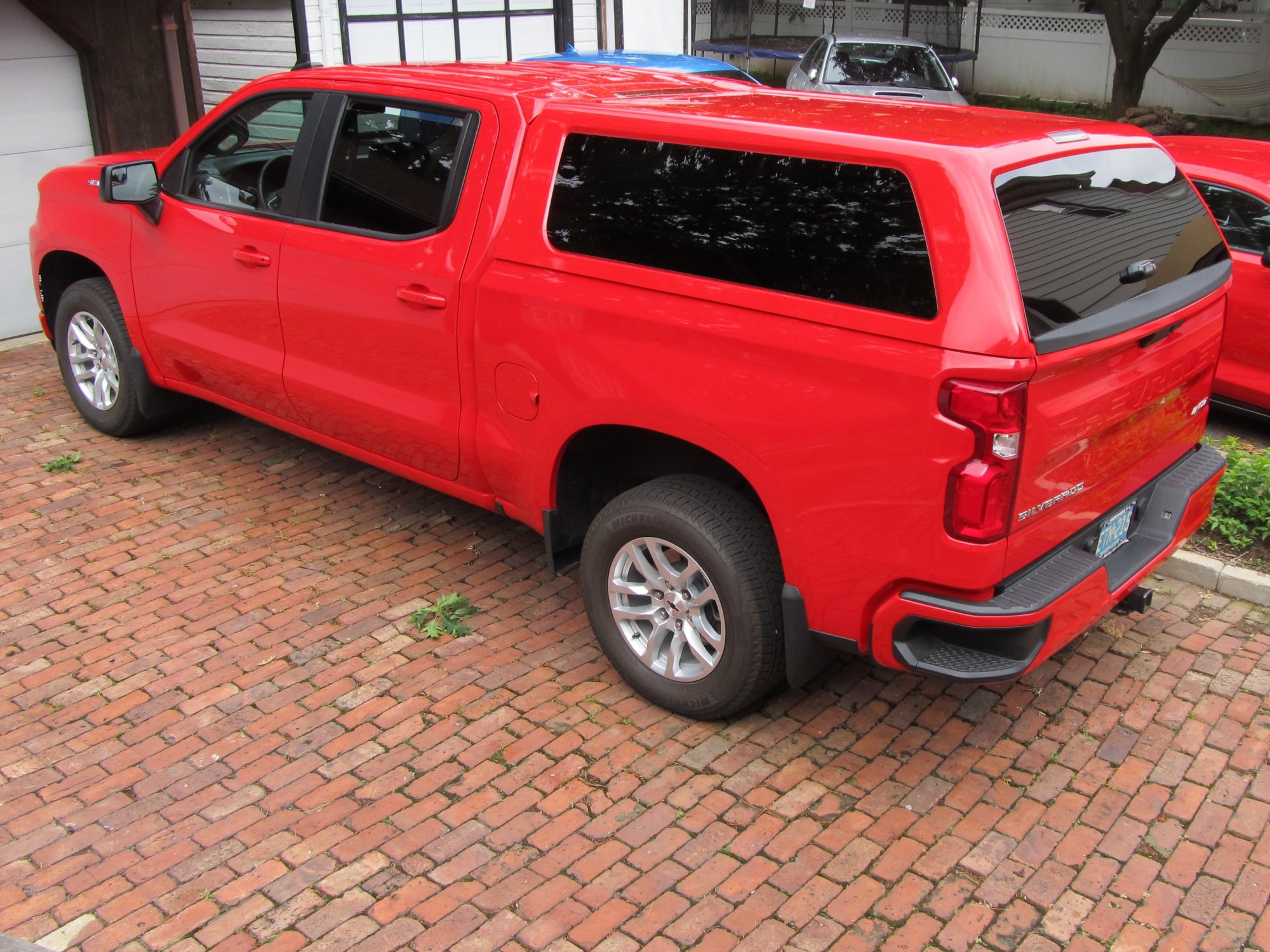 2020 chevy silverado truck cap