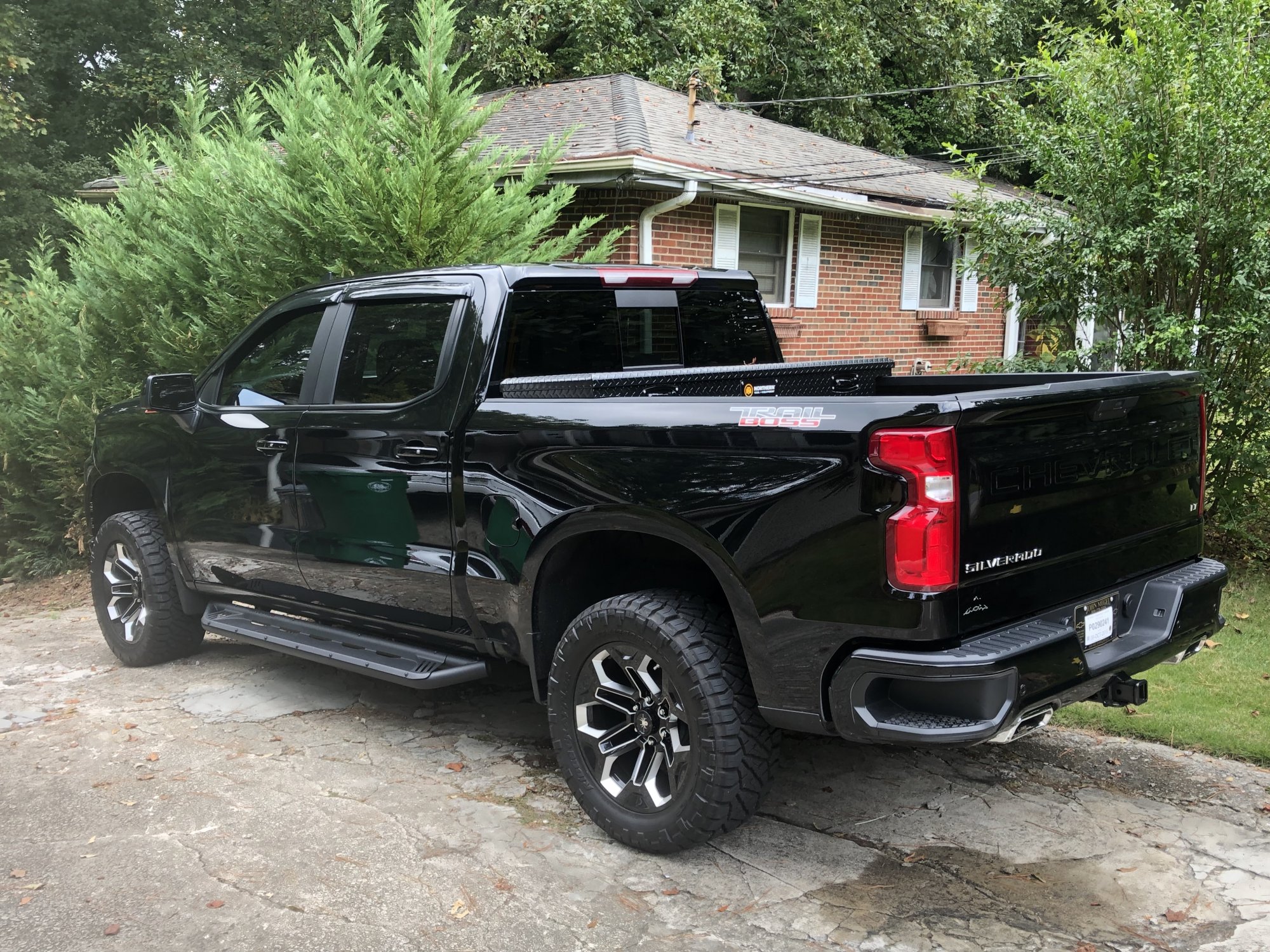 chevy silverado running boards 2021