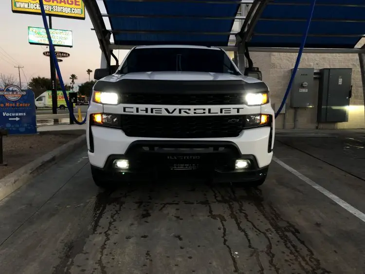 2020 silverado 2500hd headlight adjustment