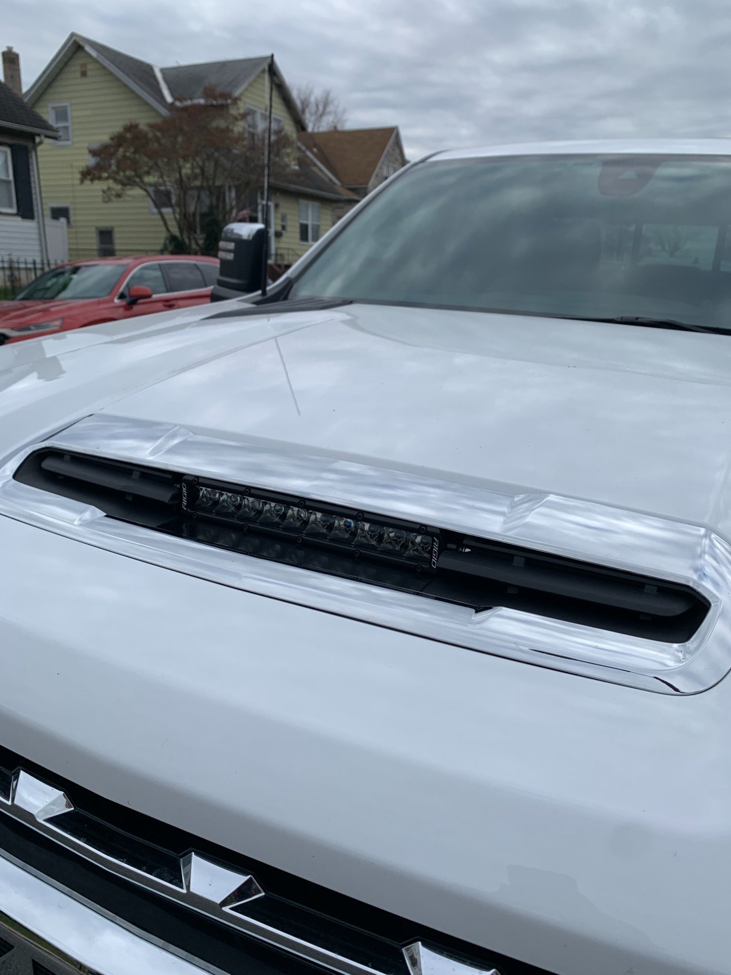 Hoodscoop Lightbar Complete! 20202024 Silverado HD & Sierra HD