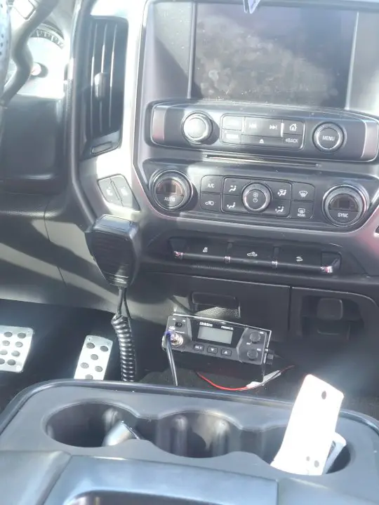 CB radio install