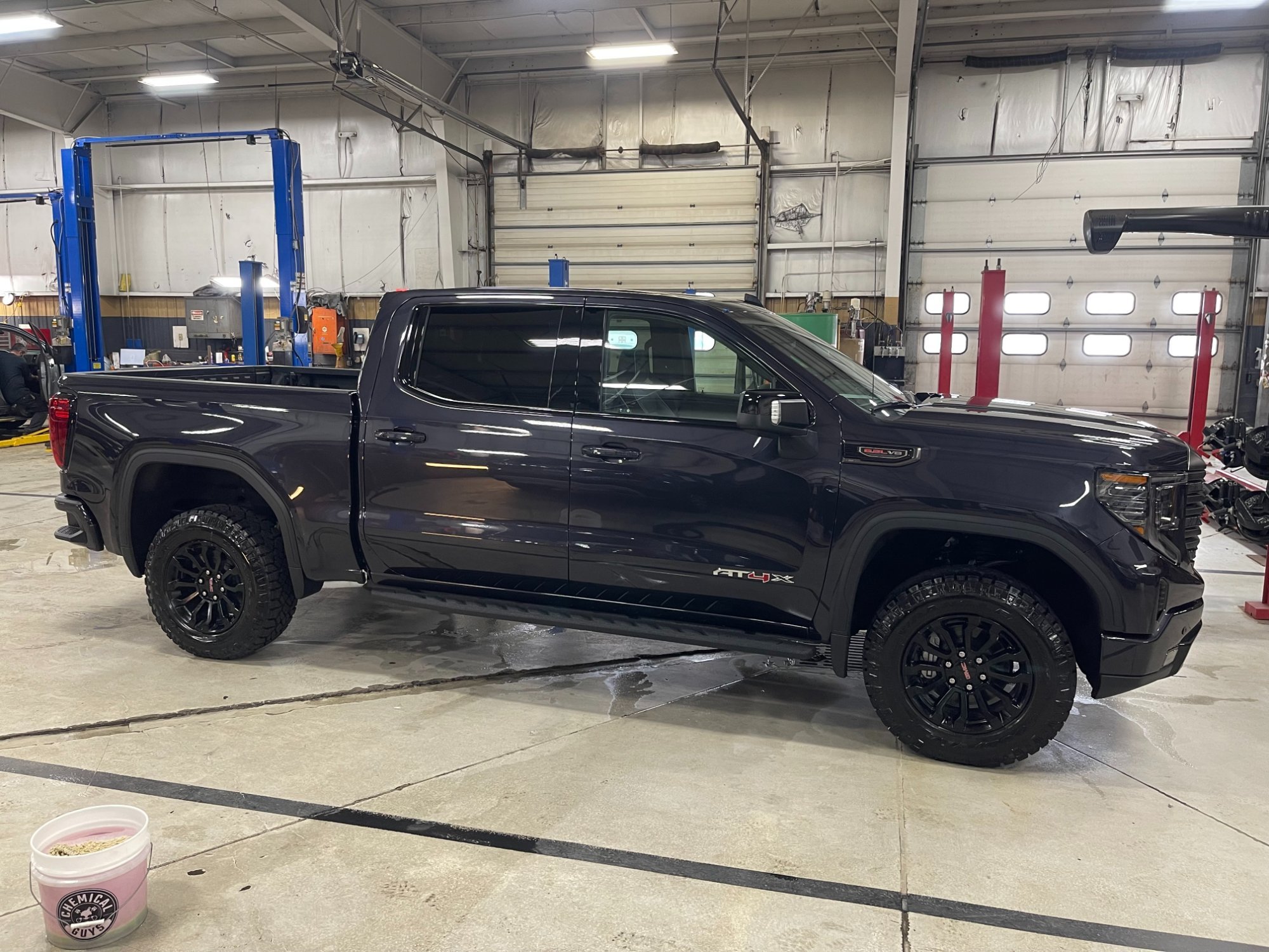 First time GM Owner 3 weeks wait for 2022 Sierra 1500 6.2L AT4 Fully loaded Titanium