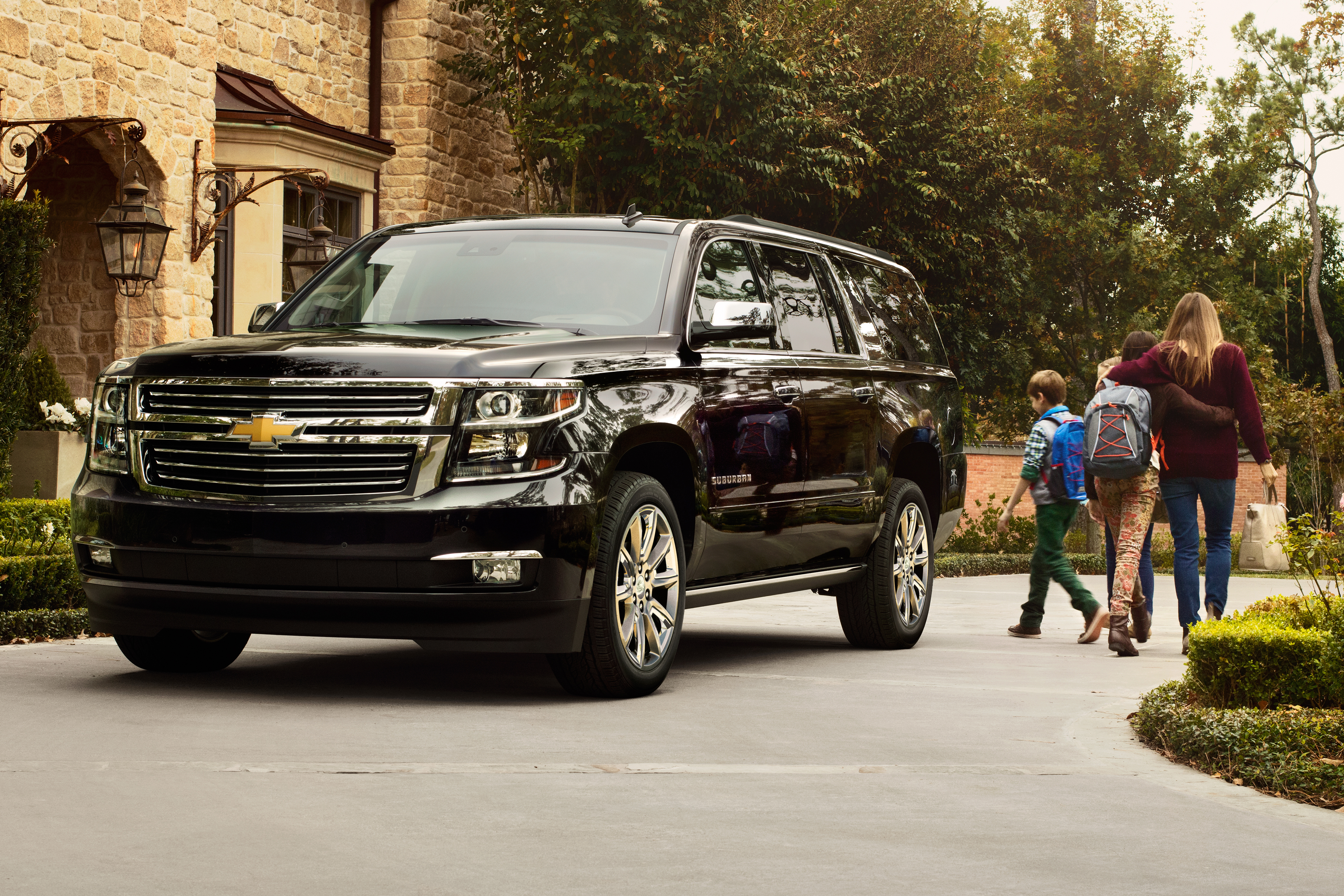 2018 Chevrolet Suburban 001