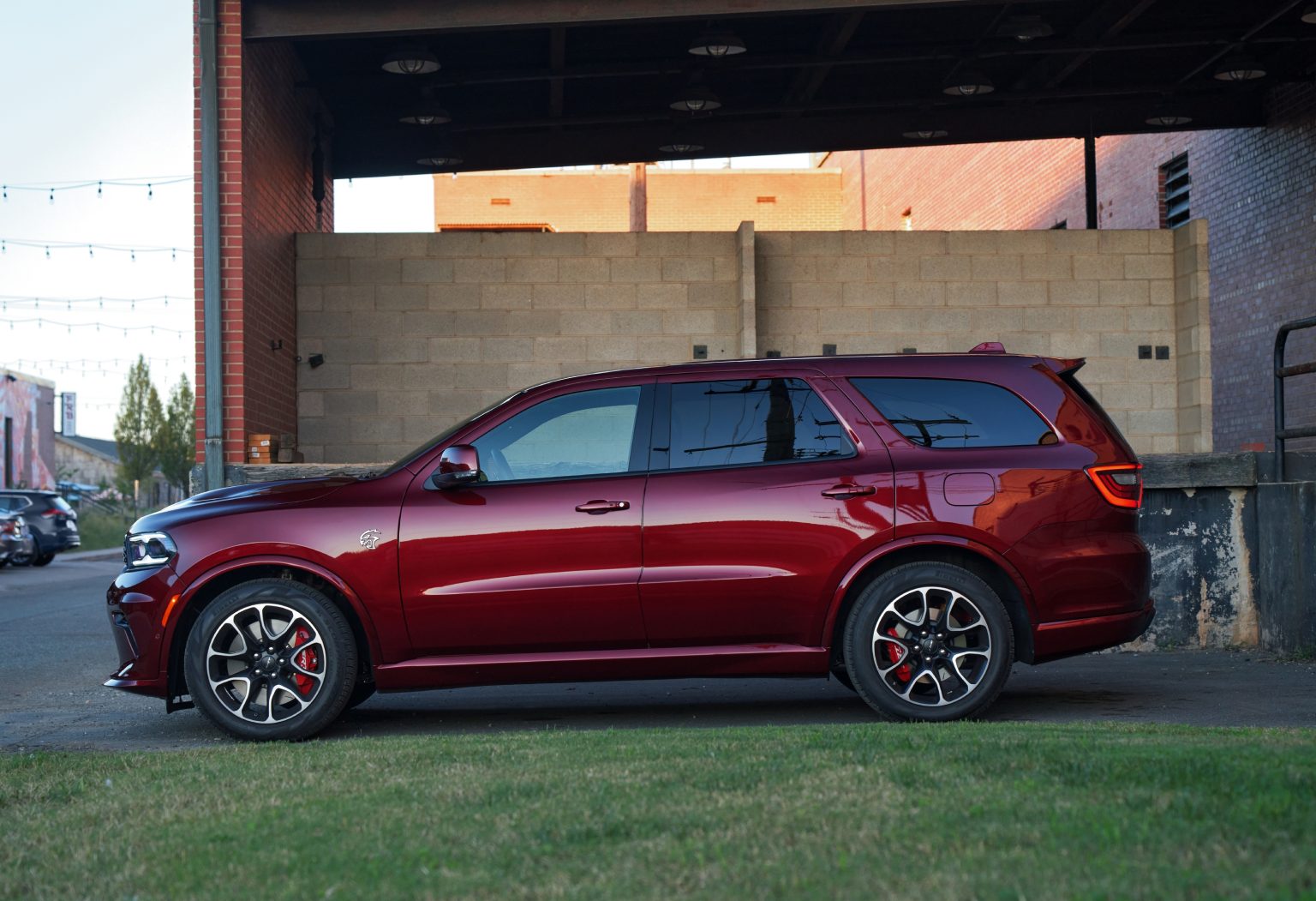 Competitive Review: 2021 Dodge Durango SRT Hellcat Is The Best Six ...