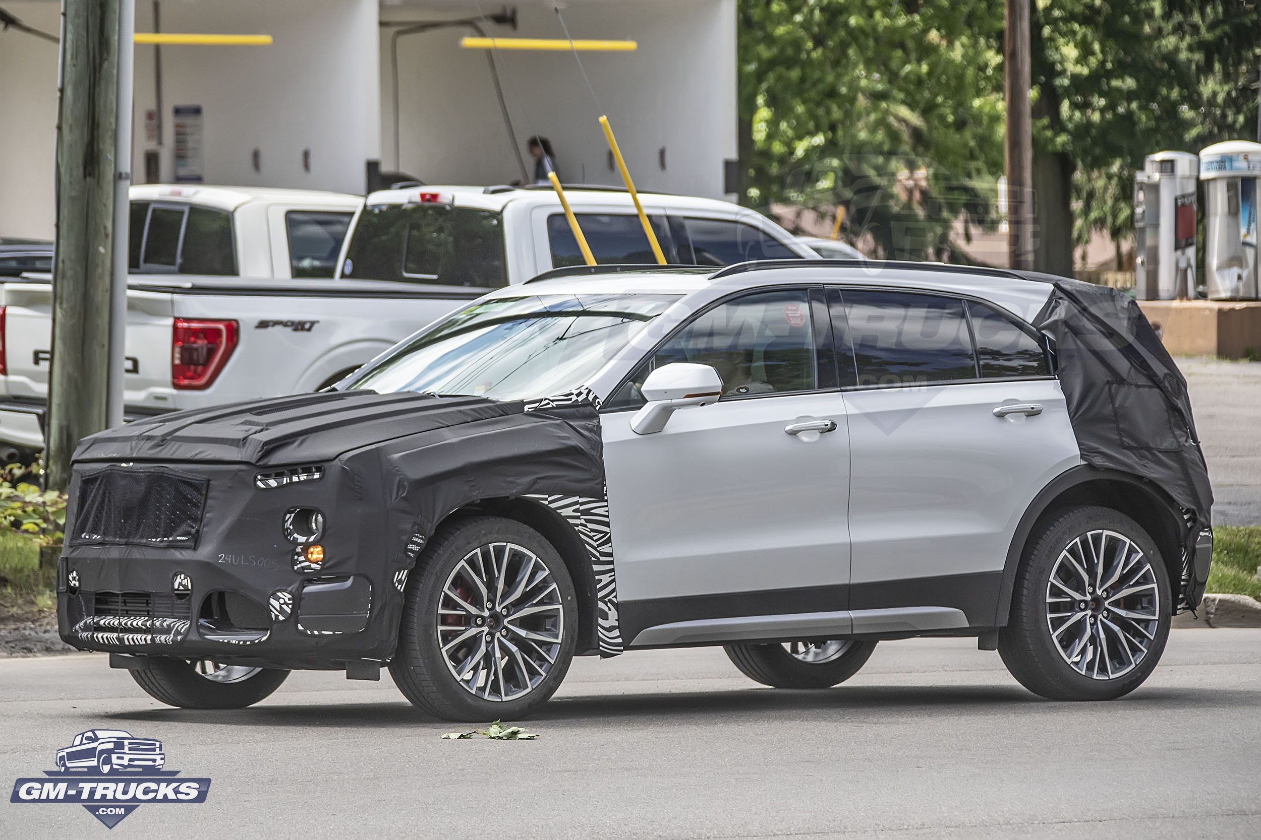 Cadillac Caught Testing New XT4