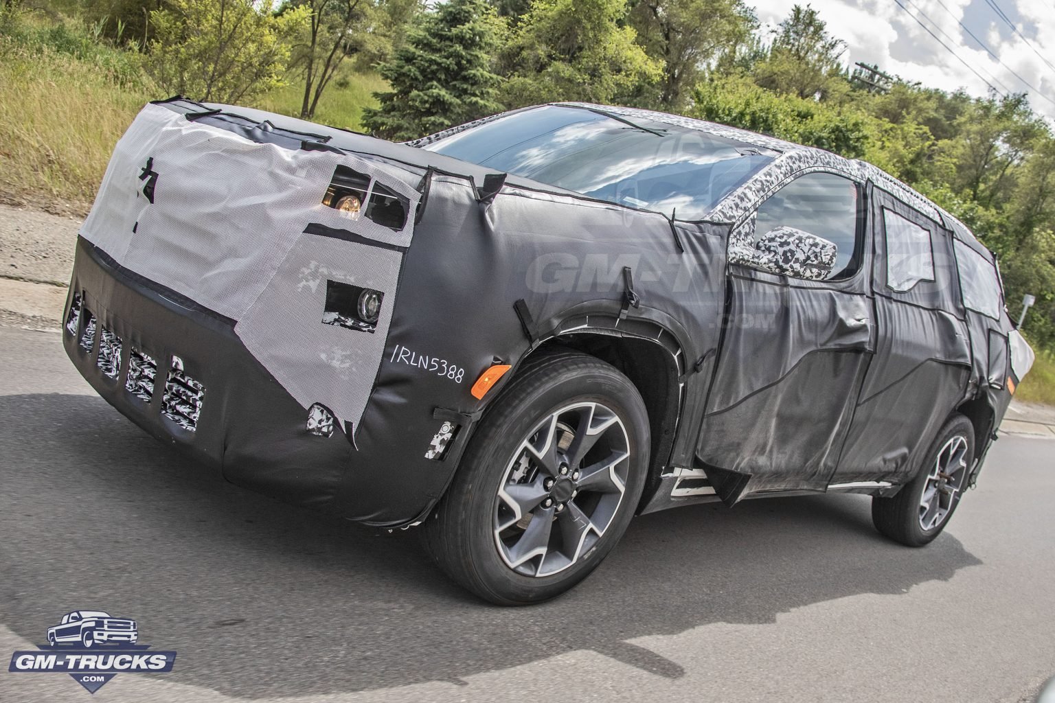 2024 Gmc Acadia Dimensions Gray Phylys