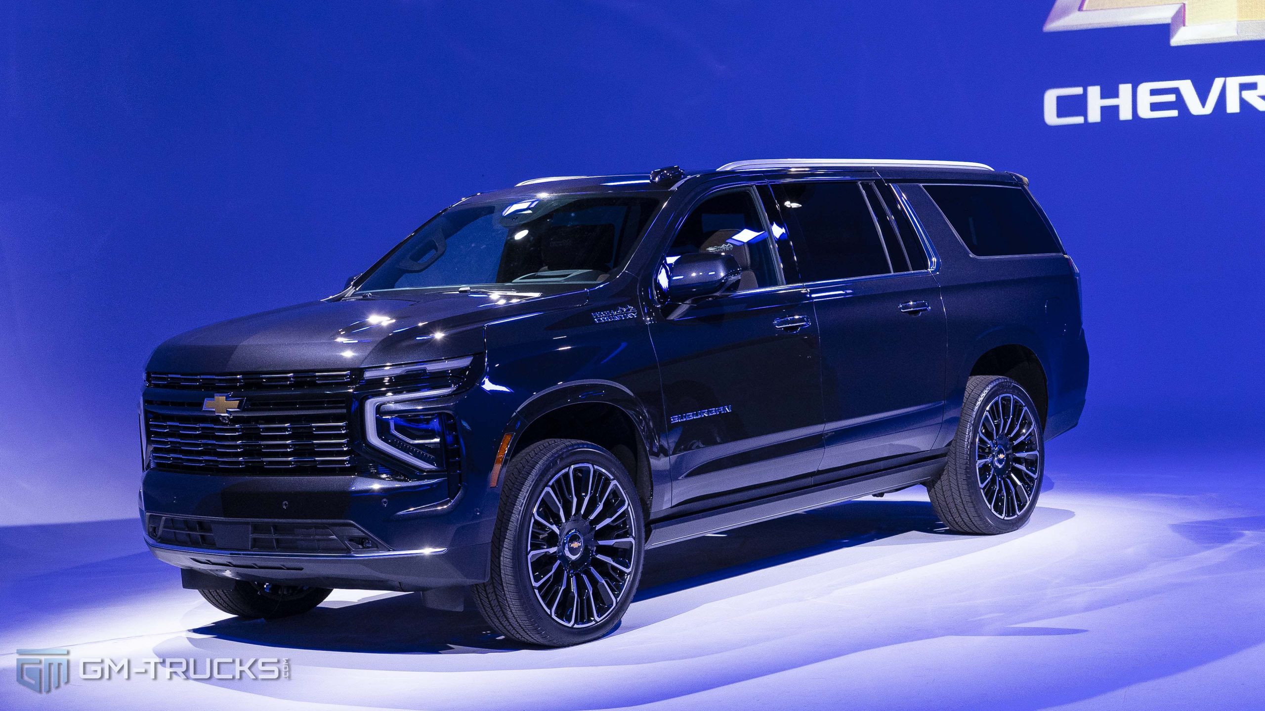 New 2025 Chevrolet Suburban & Tahoe Impressively Redefine The Full-Size SUV  GM-Trucks.com